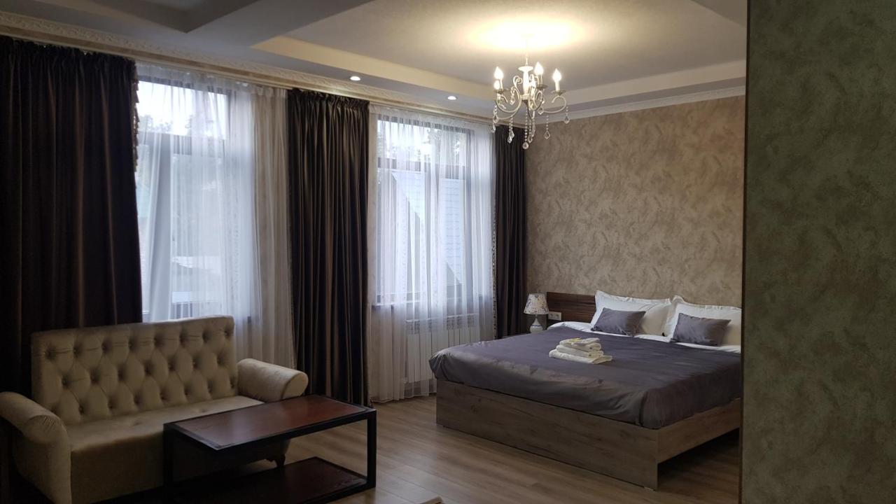 Nomad Hotel Bishkek Halal Exteriér fotografie